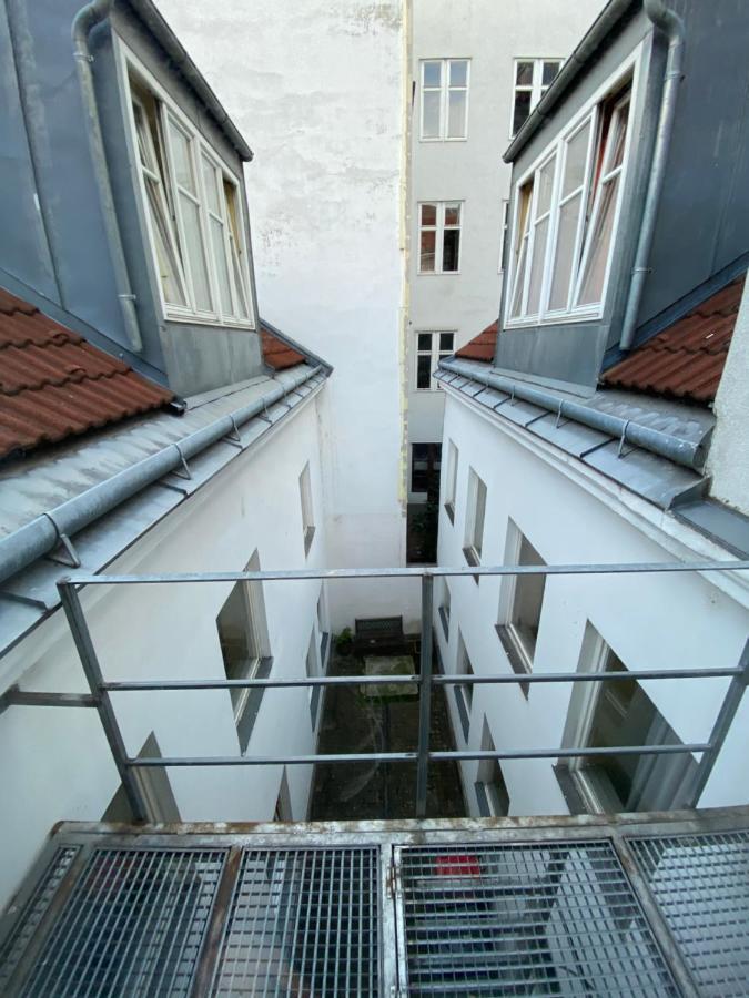 Appartement Pension 700M Zum Ring Vienne Extérieur photo