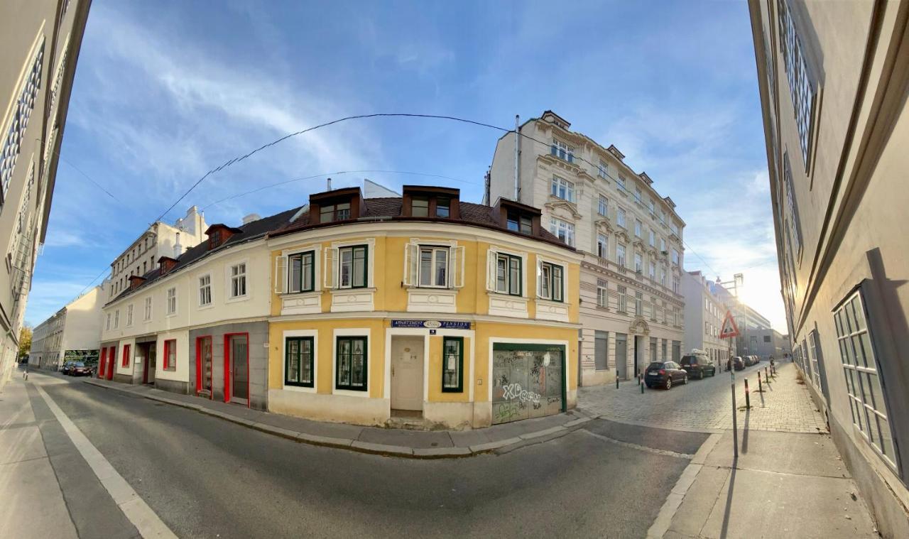 Appartement Pension 700M Zum Ring Vienne Extérieur photo